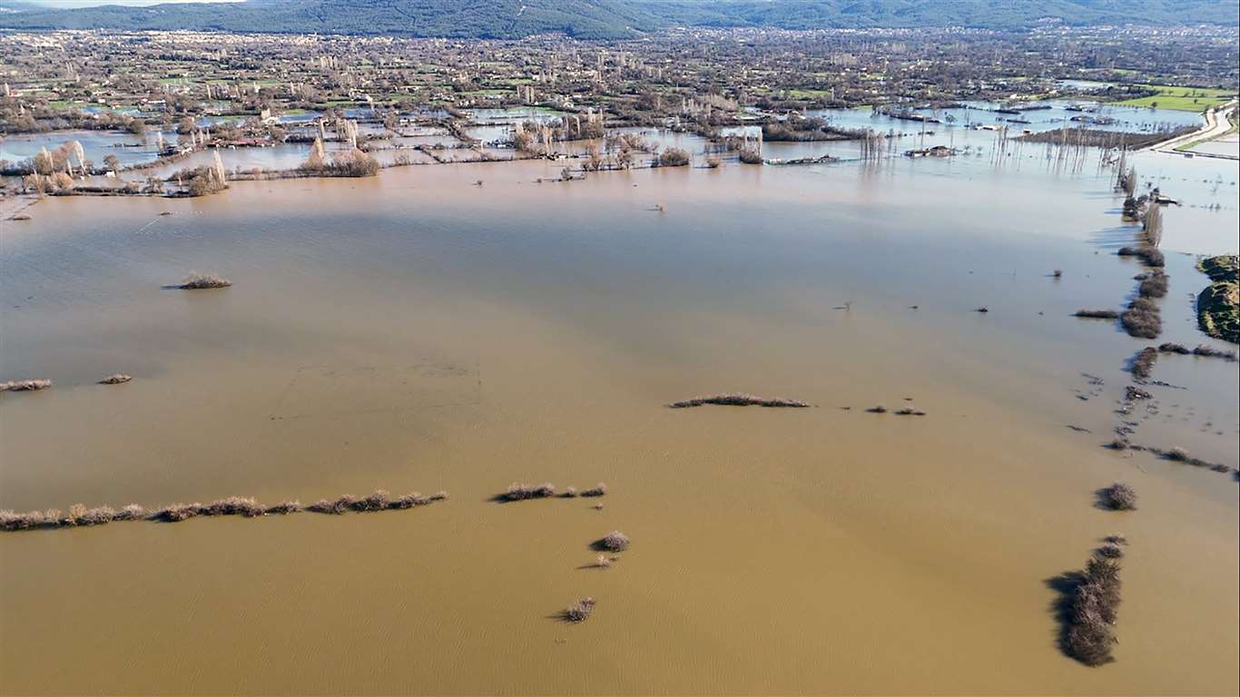 Karabağlar'da su seviyesi kontrol altında: 'Düdenler sorunsuz çalışıyor' haberi